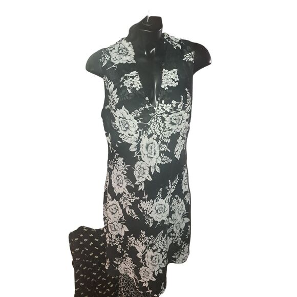 SALE!!! Spring Sale! Lot 11 includes 5 Dresses all size 10 - Gorgeous & sassy! - Picture 4 of 12